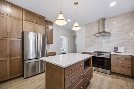 941 Hague Avenue, Saint Paul, MN 55104