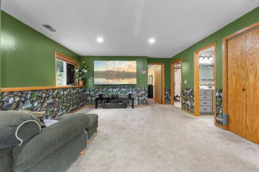 2641 Oak Ridge Drive, Monticello, MN 55362