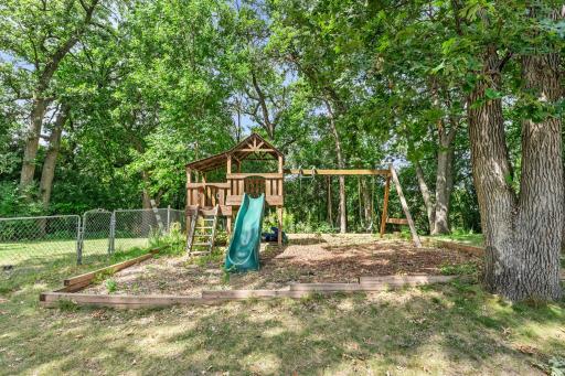 2641 Oak Ridge Drive, Monticello, MN 55362