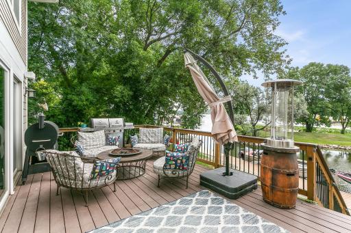 Deck - Tree In Photo Is Gone Providing Panoramic Water Views