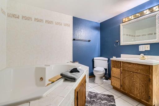 7236 Clear Ridge, Centerville, MN 55038