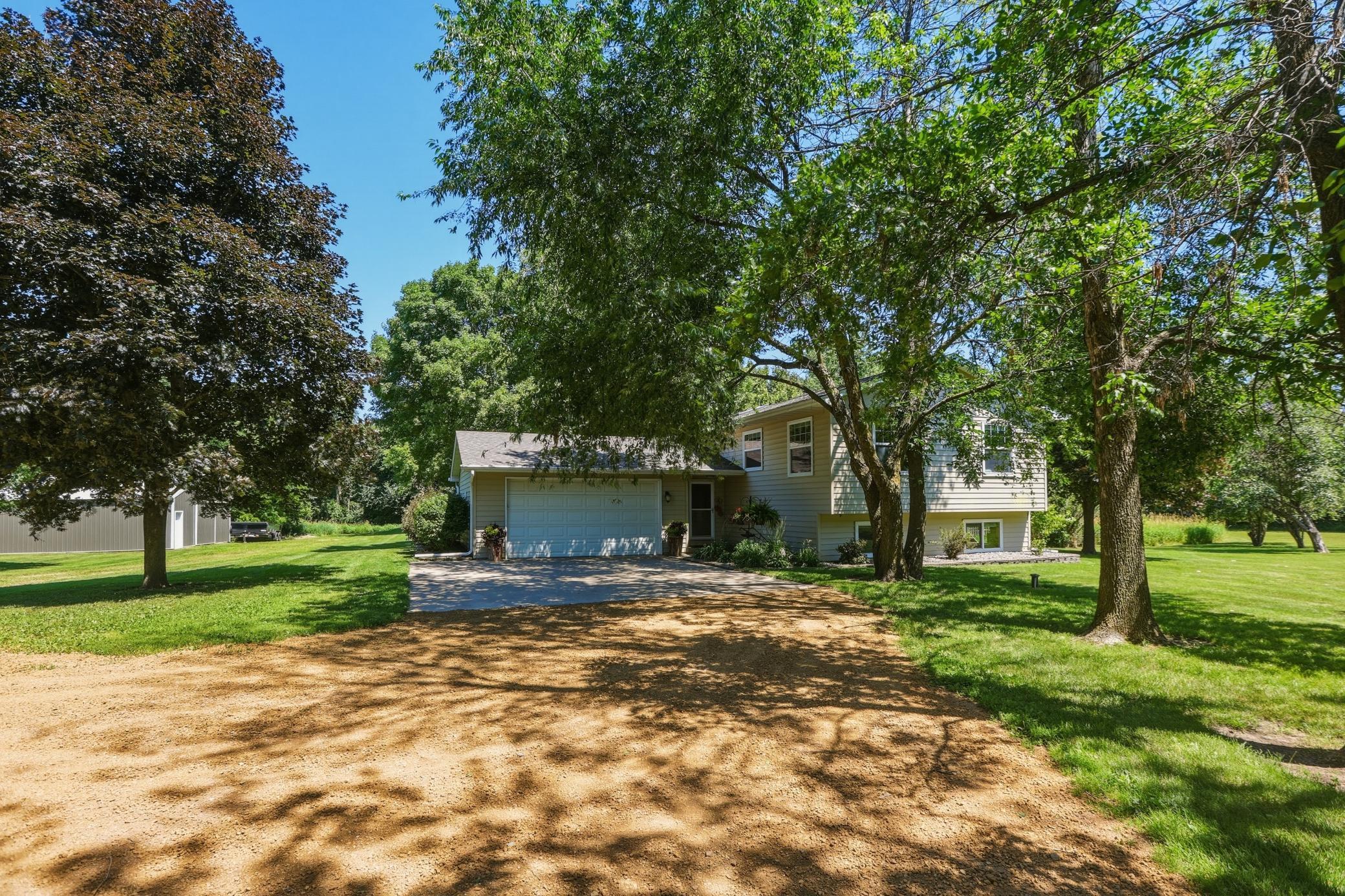 Exterior Driveway View