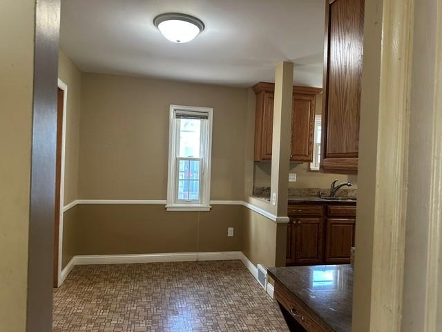 Dining Area.jpg