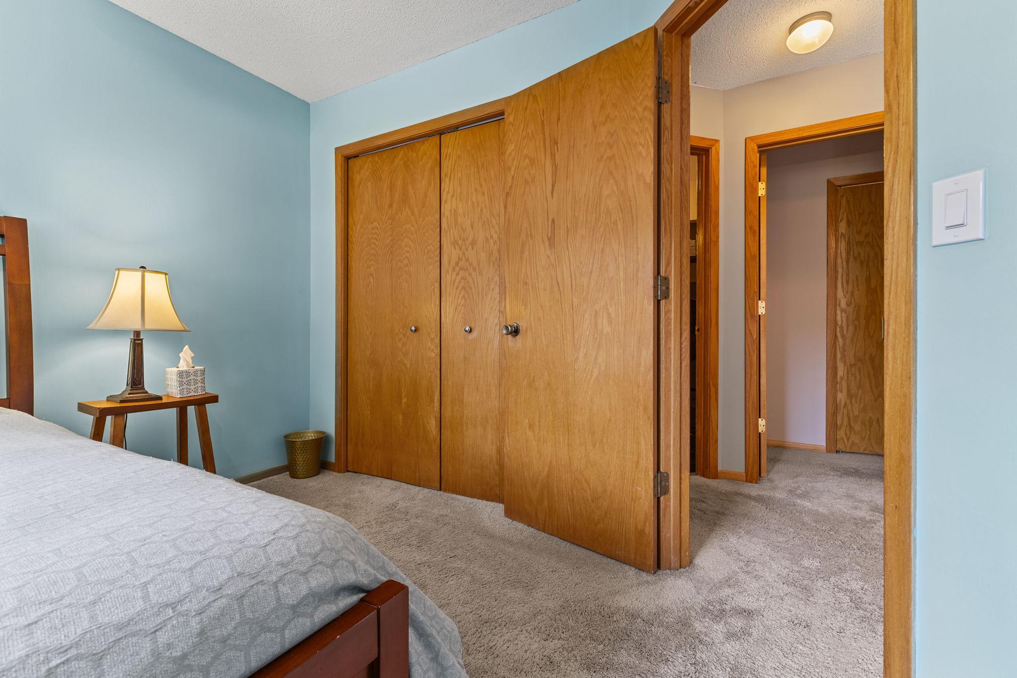 Vivid Spaces_1755 Donegal Dr 4_27.JPG