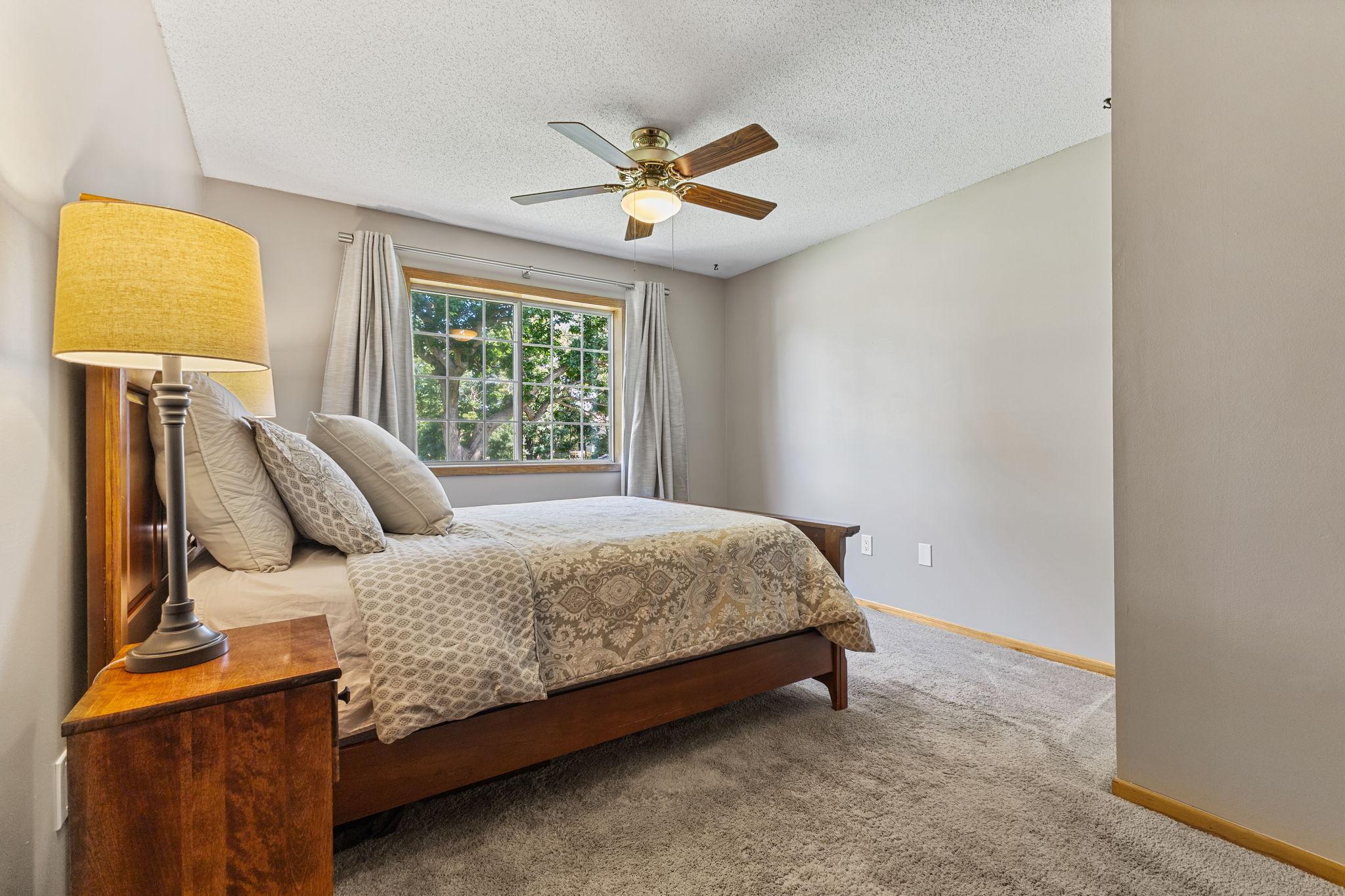 Vivid Spaces_1755 Donegal Dr 4_33.JPG