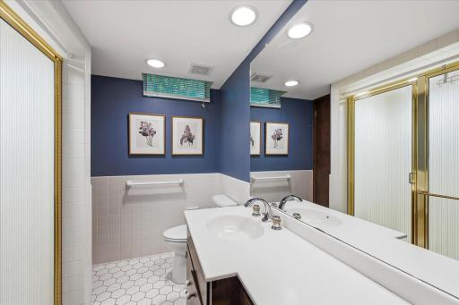 8913 S Minnehaha Circle, Minneapolis, MN 55426