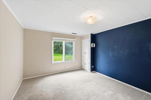 8913 S Minnehaha Circle, Minneapolis, MN 55426