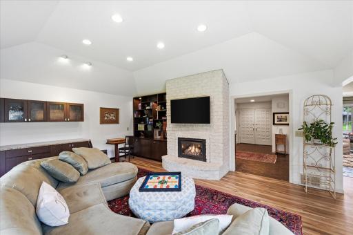 8913 S Minnehaha Circle, Minneapolis, MN 55426