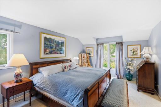 8913 S Minnehaha Circle, Minneapolis, MN 55426