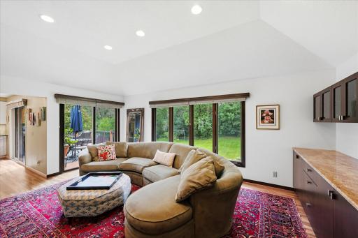 8913 S Minnehaha Circle, Minneapolis, MN 55426