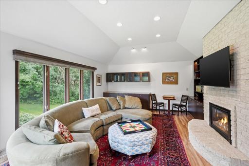 8913 S Minnehaha Circle, Minneapolis, MN 55426