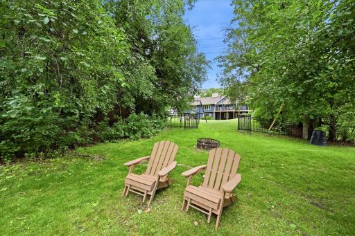 8913 S Minnehaha Circle, Minneapolis, MN 55426
