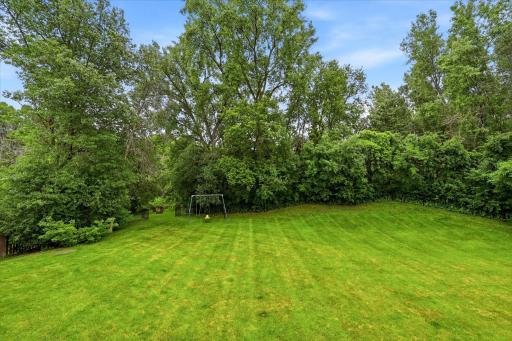 8913 S Minnehaha Circle, Minneapolis, MN 55426