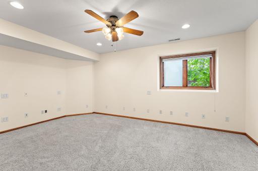 55-web-or-mls-UAV Vision Media Interiors (28).jpg