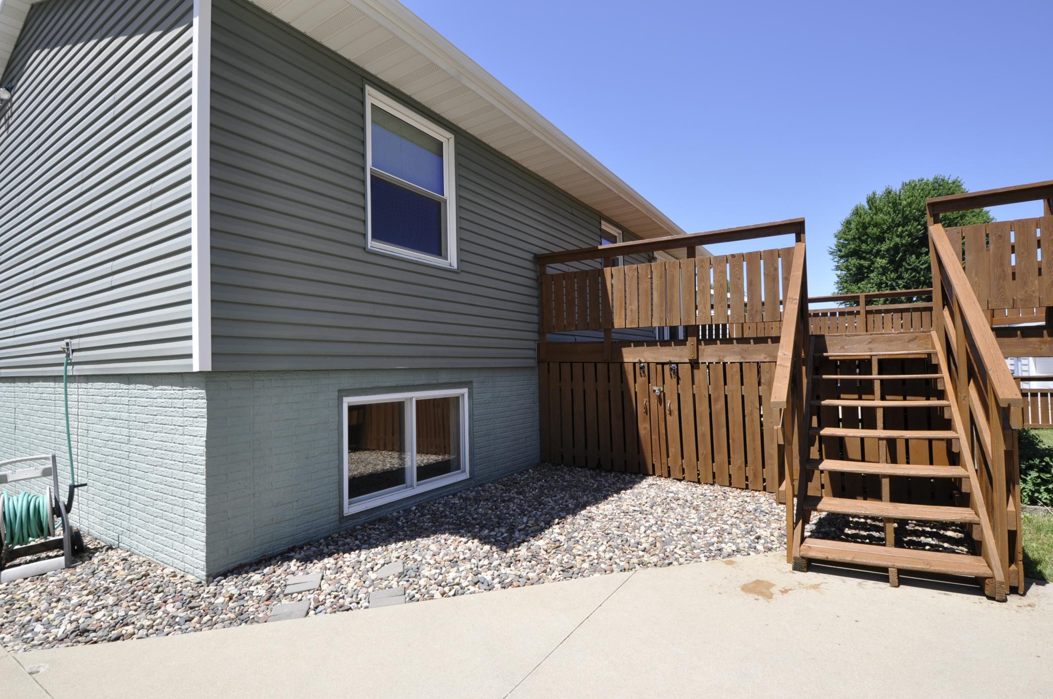 Rear deck access
