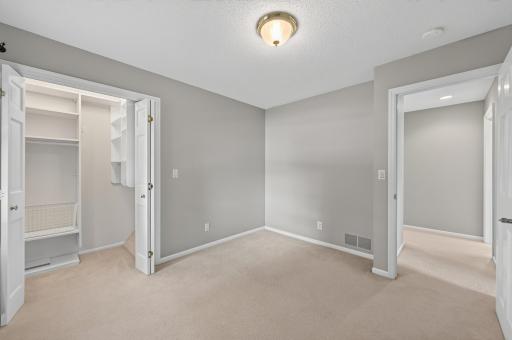 2440 Sunrise Drive, Saint Paul, MN 55117