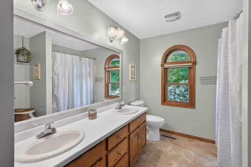 N7992 988th Street, River Falls, WI 54022