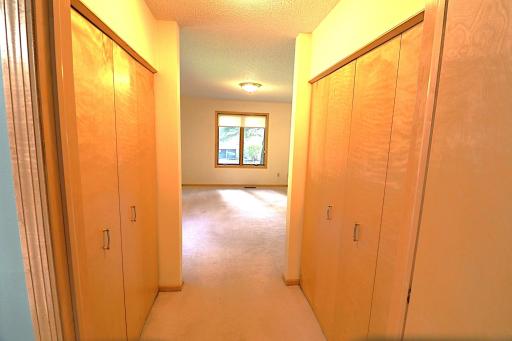 829 Autumn Way, Stillwater, MN 55082