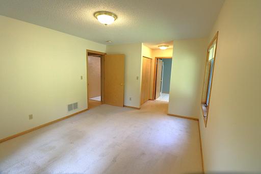 829 Autumn Way, Stillwater, MN 55082