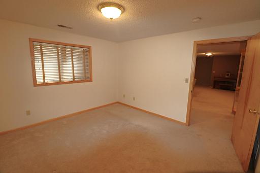 829 Autumn Way, Stillwater, MN 55082