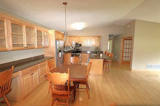 829 Autumn Way, Stillwater, MN 55082