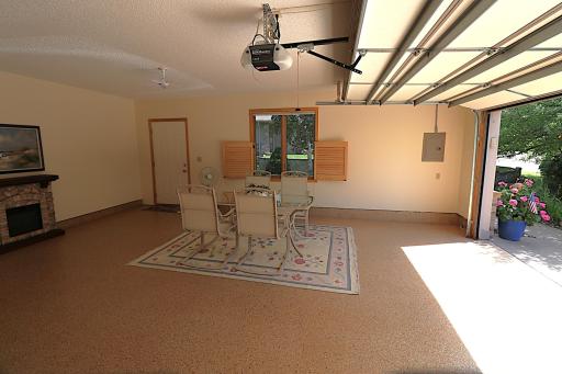 829 Autumn Way, Stillwater, MN 55082