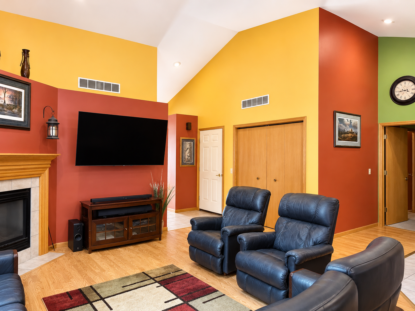 08 living room.PNG