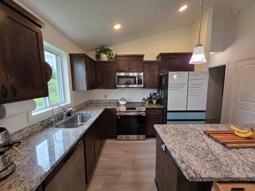 Upgraded Granite, Maple cabinets and Stainless-steel appliances