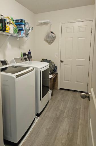 Main level laundry Washer/Dryer stay
