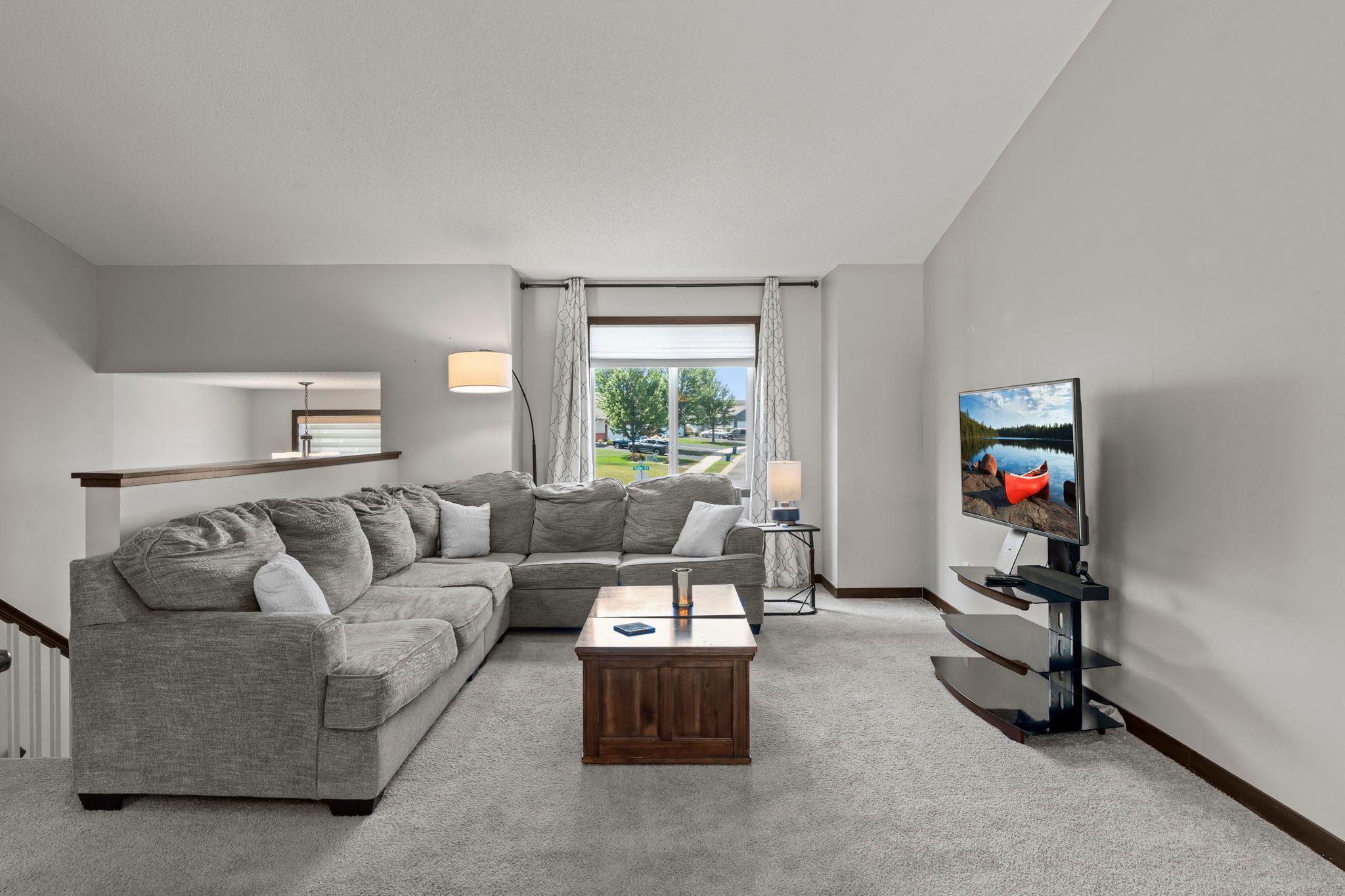 26-web-or-mls-17709 Tyler St NW-183.jpg
