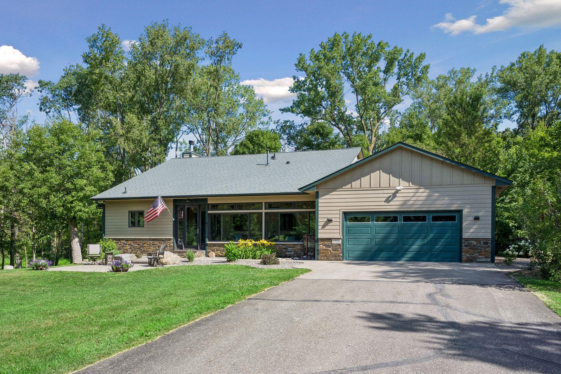 Build your dream life here, surrounded by nature and peaceful serenity