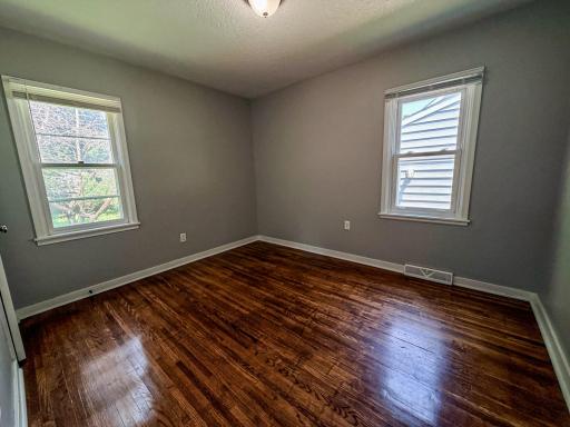 6716 Cedar Lake Road S, Minneapolis, MN 55426