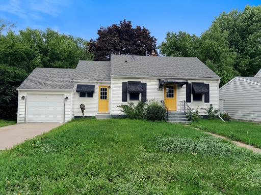 6716 Cedar Lake Road S, Minneapolis, MN 55426