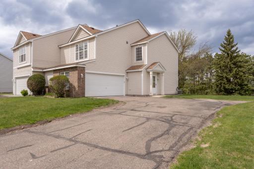 15570 Finch Avenue, Saint Paul, MN 55124