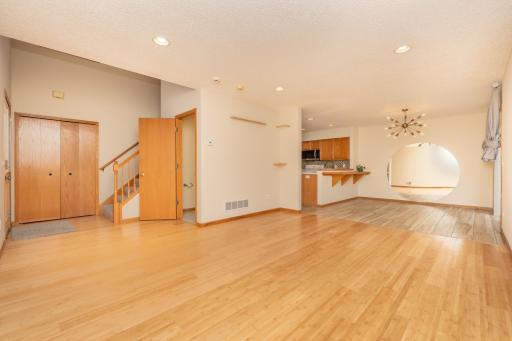 15570 Finch Avenue, Saint Paul, MN 55124
