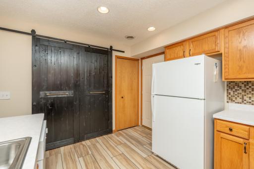 15570 Finch Avenue, Saint Paul, MN 55124