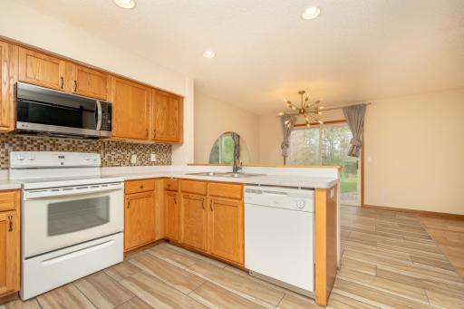15570 Finch Avenue, Saint Paul, MN 55124