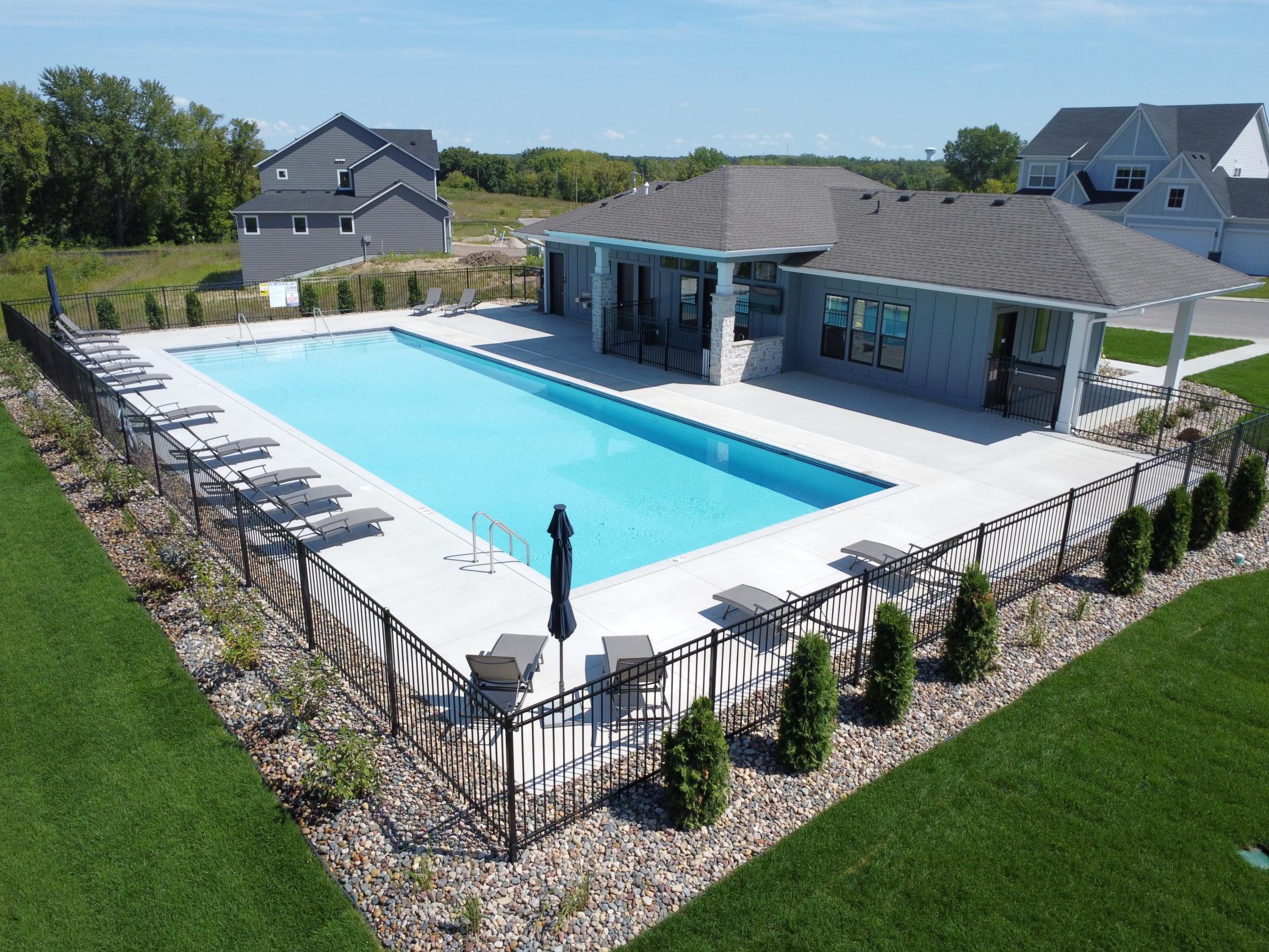 Community pool and clubhouse!