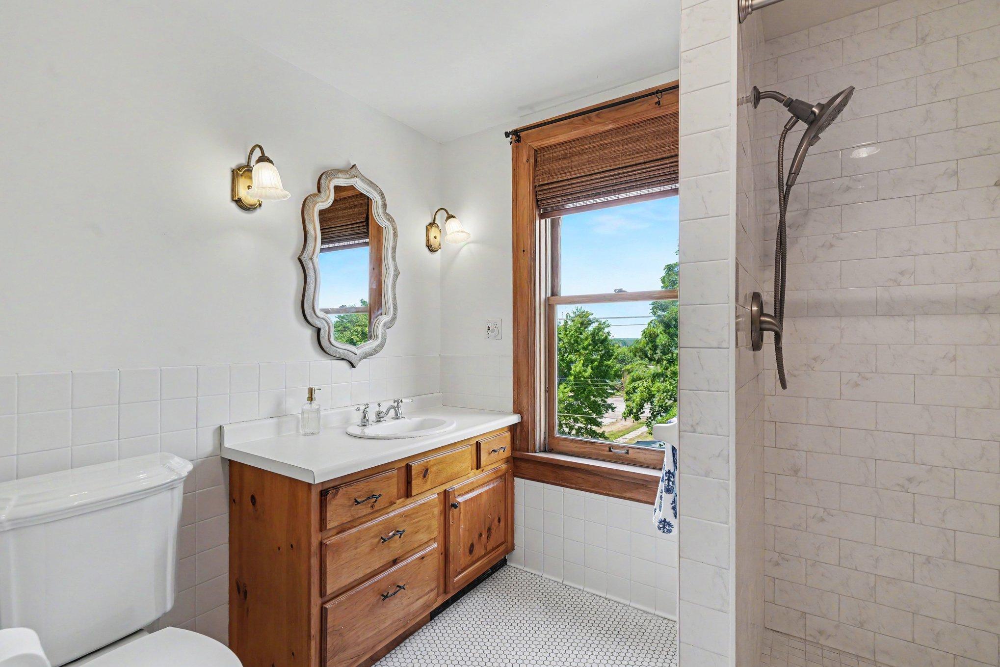 3/4 Bathroom
