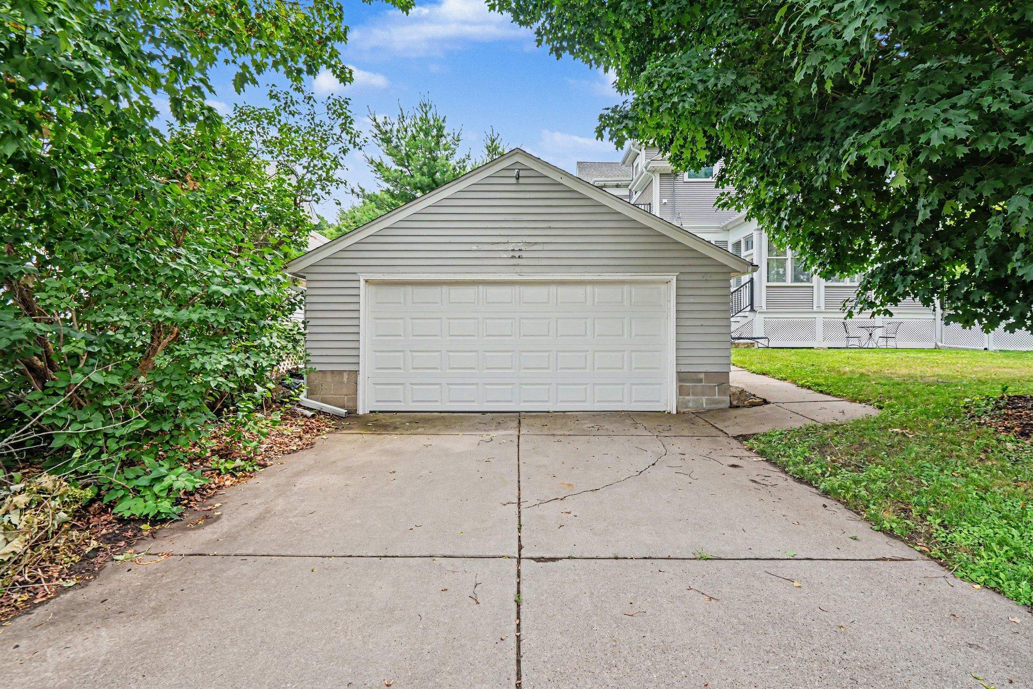 2-Car Garage