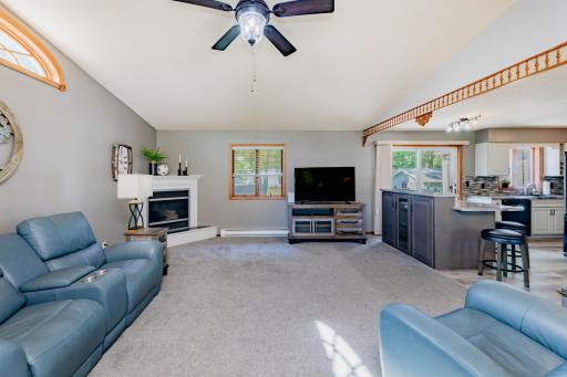 204 8th Avenue E, Lisbon, ND 58054