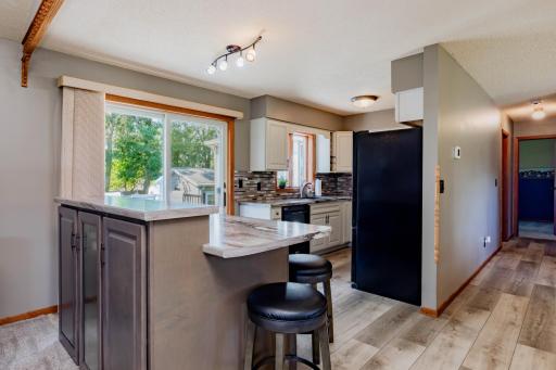 204 8th Avenue E, Lisbon, ND 58054