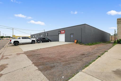 Saint Cloud, MN 56304