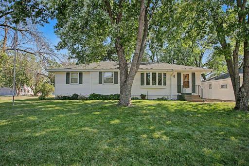 160 109th Avenue NE, Minneapolis, MN 55434