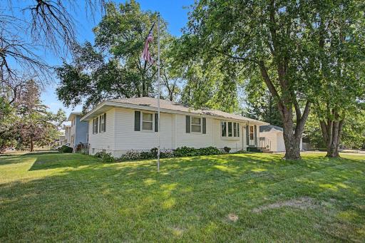 160 109th Avenue NE, Minneapolis, MN 55434