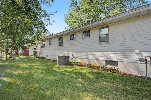 160 109th Avenue NE, Minneapolis, MN 55434