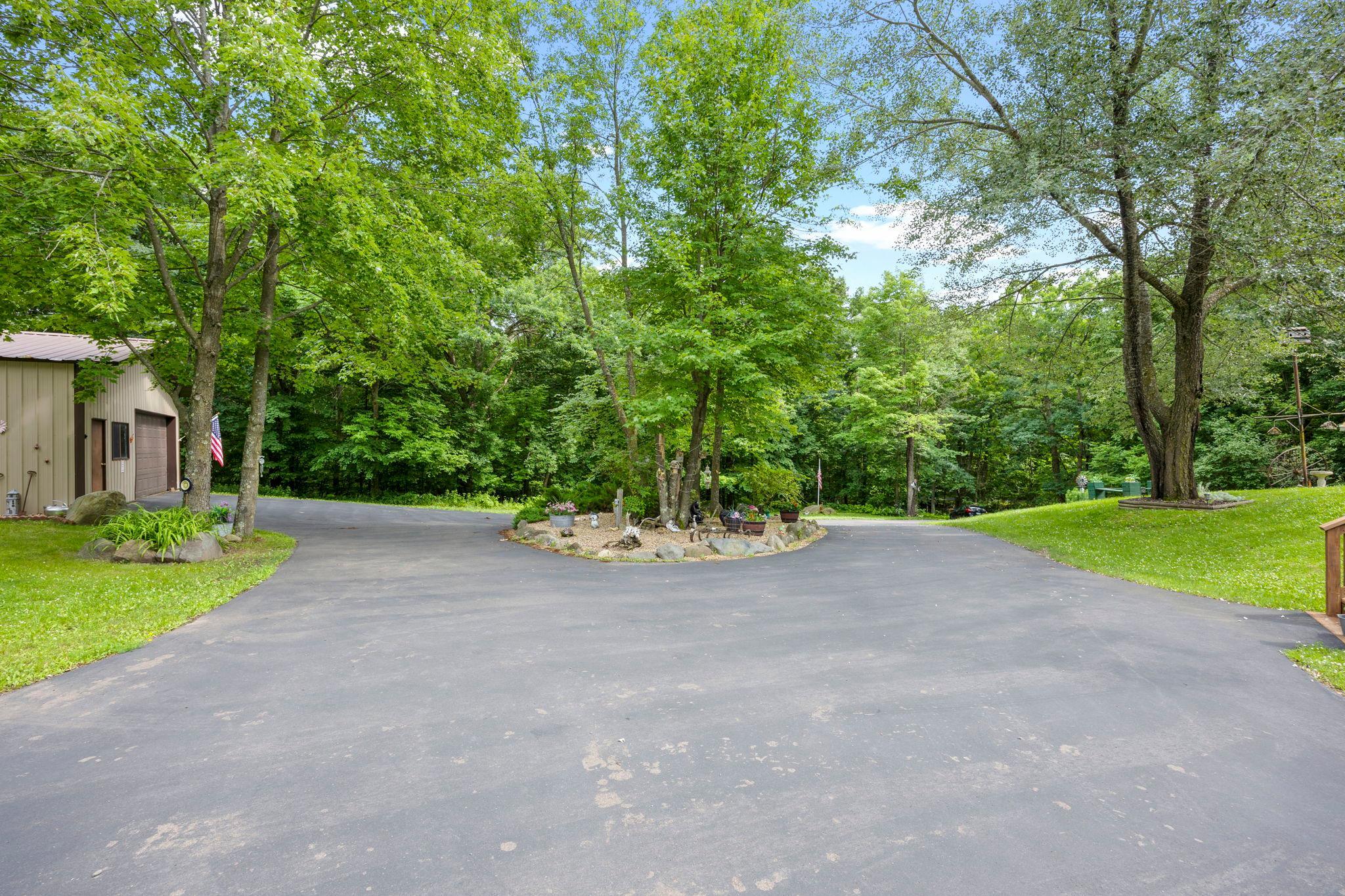 You'll love the easy to maneuver circle driveway.