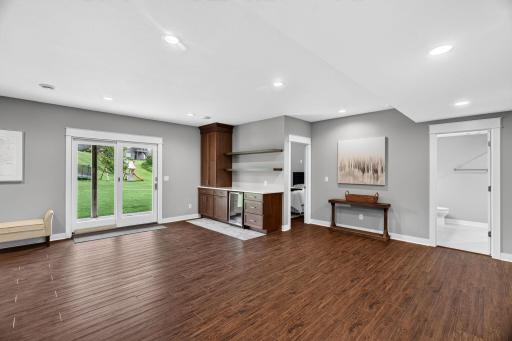 1936 Kerry Drive NE, Rochester, MN 55906