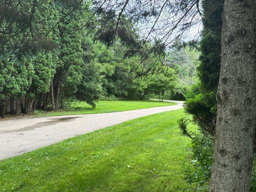 401 Rolling Hills Drive, Mound, MN 55364