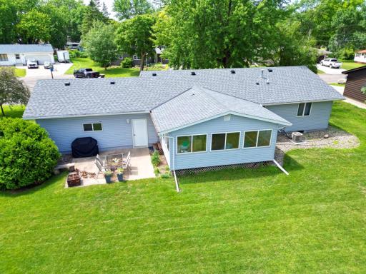 551 6th Street E, Hector, MN 55342